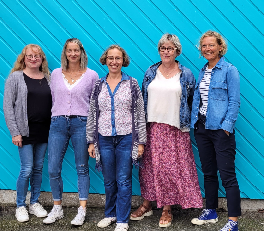 Les enseignantes - ASEM (Agents Sp&eacute;cialis&eacute;s des &Eacute;coles Maternelles) et AVS